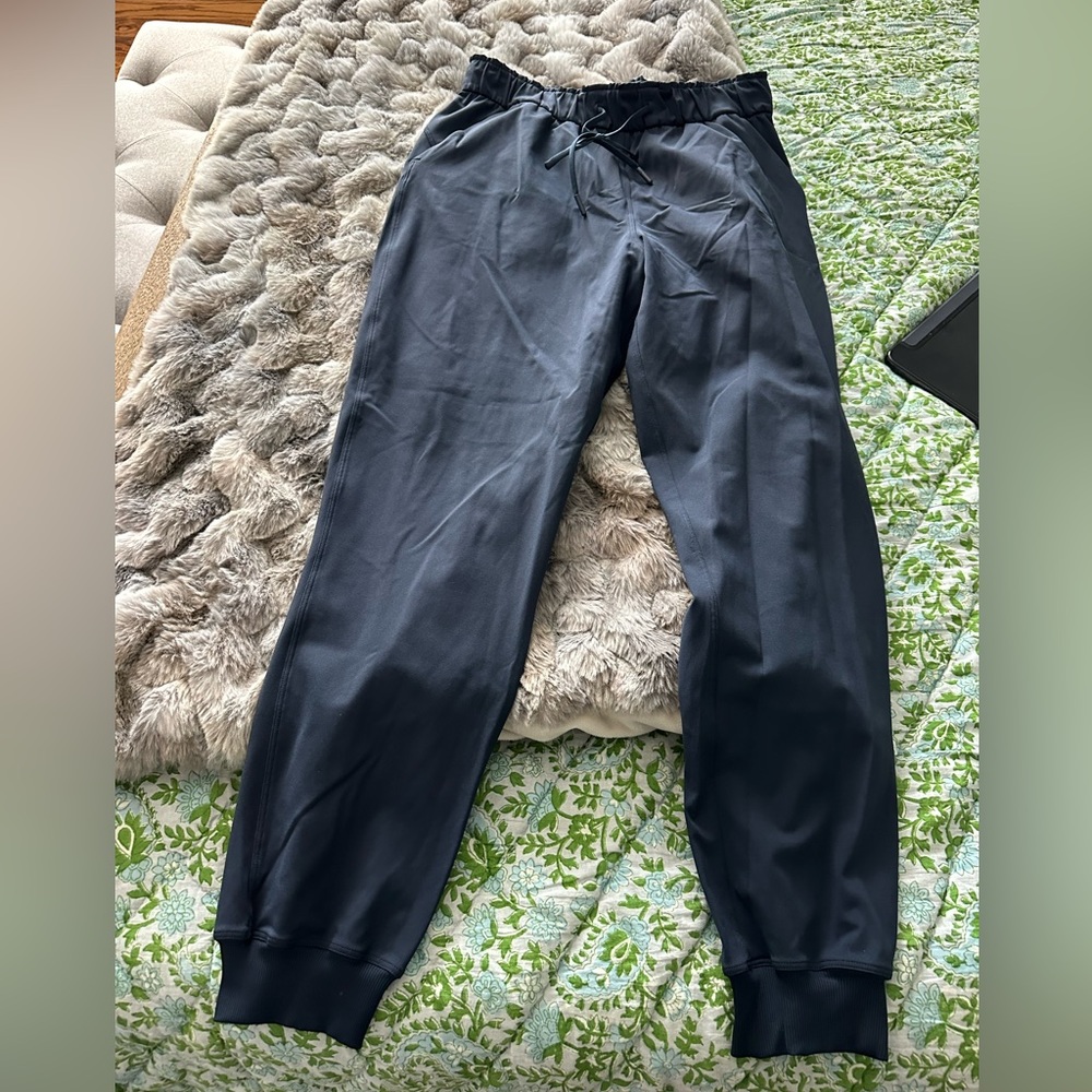 Lululemon stretch high rise full length jogger in navy